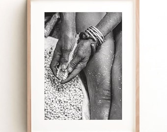Impresión de arte mural africano / Decoración tribal de cocina / Fotografía en blanco y negro / Manos de mujer negra / Fotografía etíope / Arte afroamericano