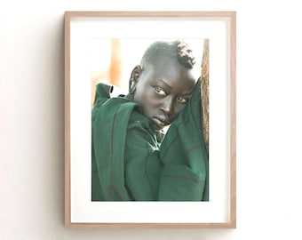 Arte de mujeres negras con verde / Fotografía africana / Retrato de niña tribal / Arte afroamericano / Decoración afroboho / Regalo de arte de patrimonio cultural
