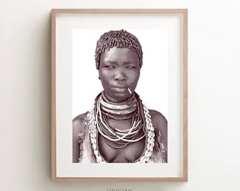Impresión de arte mural de mujer africana / Retrato en blanco y negro / Lienzo afrocéntrico / Arte de mujeres negras / Decoración étnica / Decoración afroboho / Regalo