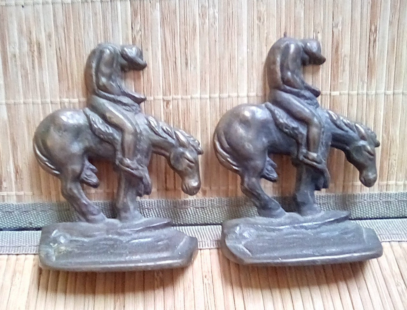 Native American End Of The Trail Bookends Art Etsy Native American End Of The Trail Bookends Art Etsy