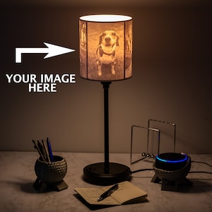 Custom Lithophane Photo Lamp with Black Base and USB Charging Port - 5x7