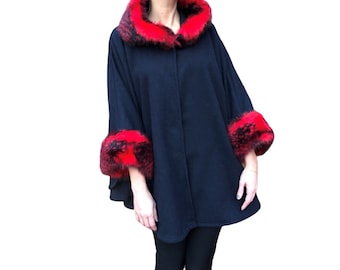 CORNELIA - Chic cape with hood - Fleece - Faux fur
