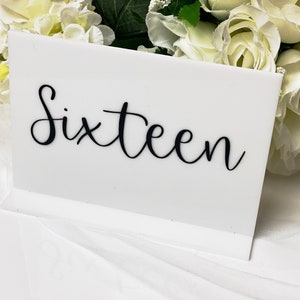 Acryl Tischnummern mit Ständer, Schwarz-Weiß Hochzeit Tischnummern, Tischnummer Schild, Boho Tischnummern