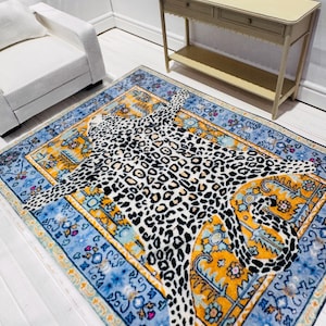 Dollhouse Miniature Leopard Rug, 1:12 Scale Modern Carpet