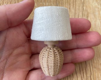 Dollshouse miniature 1:12th scale wicker lamp/light for Dollshouse, room boxes and dioramas