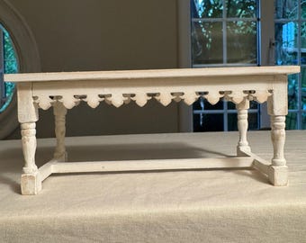 Dollshouse miniature French kitchen table