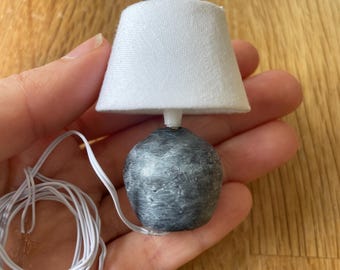 Dollshouse miniature 1:12th scale ‘concrete’ lamp/light for Dollshouse, room boxes and dioramas