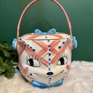 Vintage kitty cookie jar, kitschy cookie jar