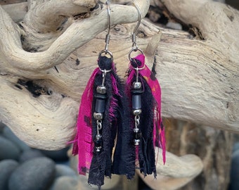 Sari Silk Tassel Earrings - Black & Fuchsia