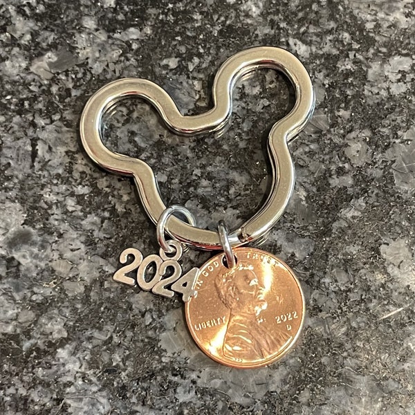 2024 Lucky Penny with Mickey, Star or Heart Keyring w/2024 charm - Fish Extender, pixie dust Cheer Summit The One Worlds Champions D2 Dance