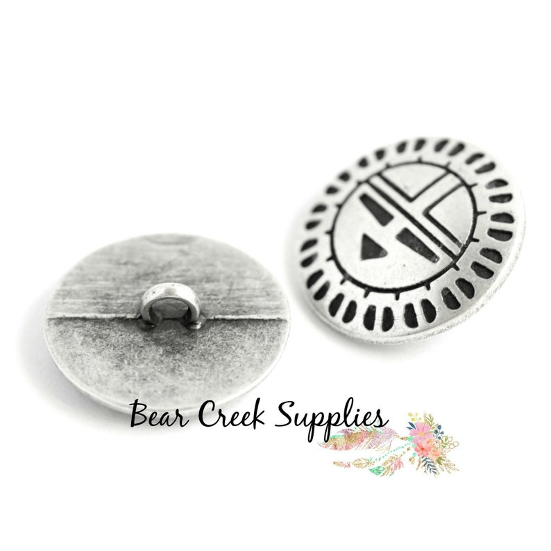 2 pcs 481-22 Metal Shank Buttons Antique Silver Finish 22mm Sun Face Zuni