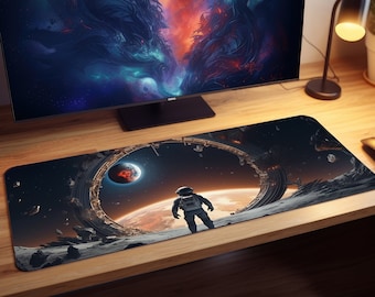 Cosmonaut Discovery of New Planet and World Gaming Mousepad, Gamer Mouse Pad, Mouse Pad, Desk Mat, PC Gaming Accessories, Large Desk Mat