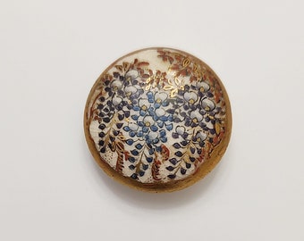 Fine Satsuma Button, Meiji Period, Wisteria Motif