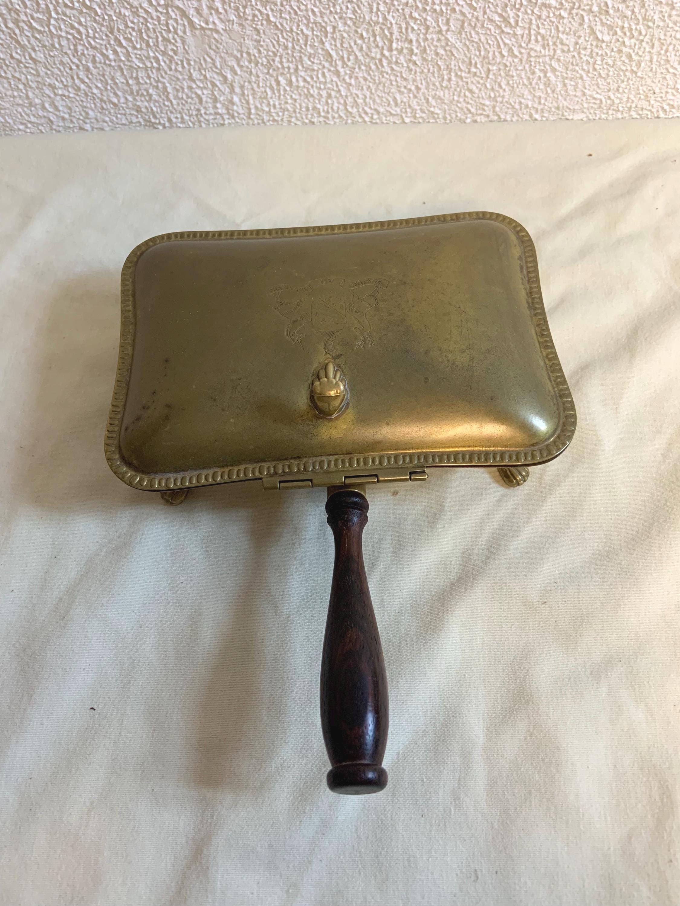 MCM Butlers Crumb Bin(LOR) MCM Butlers Crumb Bin(LOR)