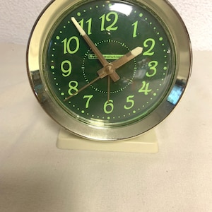Vintage Living Solutions Alarm Clock