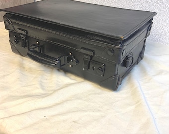 Vintage Giovanni Luggage/Case With Keys
