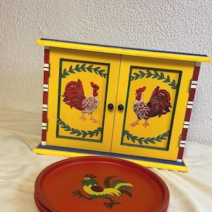 Mini Rooster Cabinet & 3 Trays