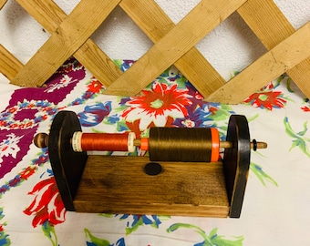 Spool thread holder