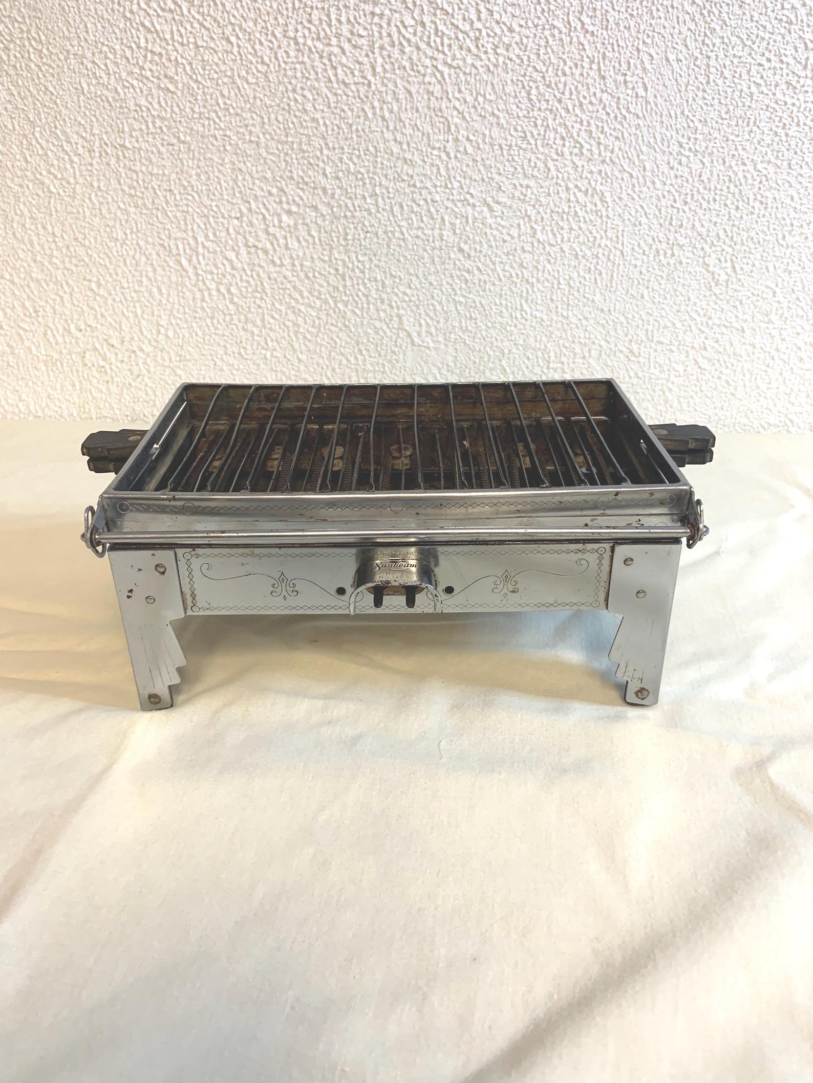 Vintage Sunbeam Flip Toaster (Works)