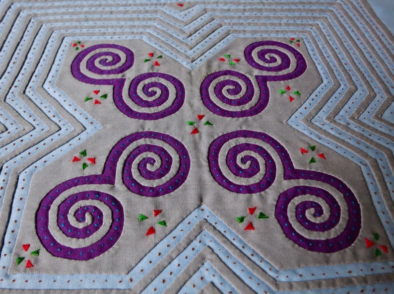 Hmong Reverse Applique Art Textile Quilting Patch Wall Hanging Paj Ntaub Appliqu\u00e9 on Cotton Fabric Quilting Square Tile Unfinished Edges