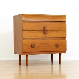 Mid Century Teak Dresser Chest of Drawers Nightstand