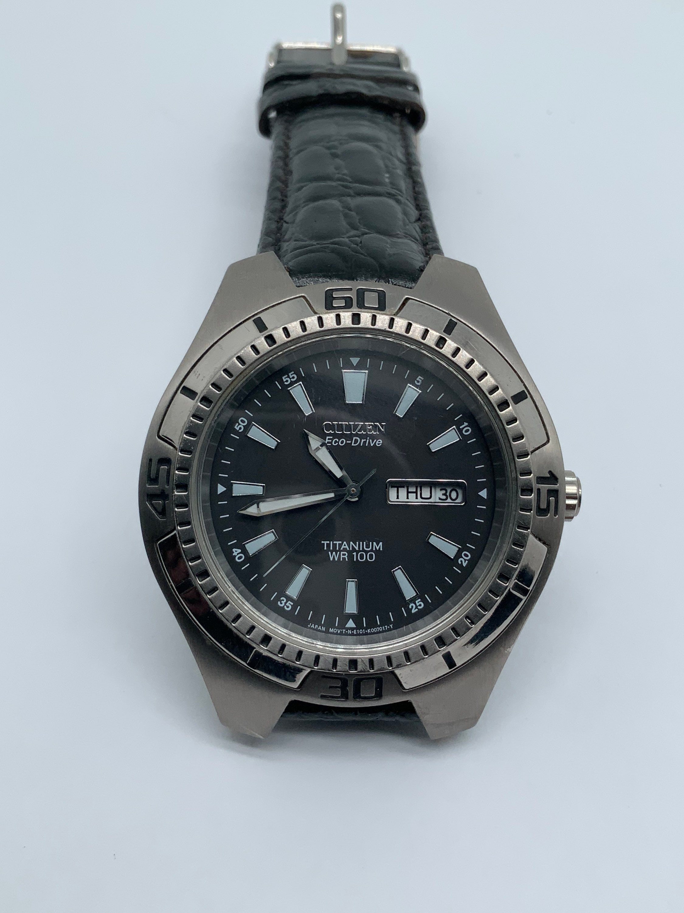 Citizen eco drive online titanium wr100 price