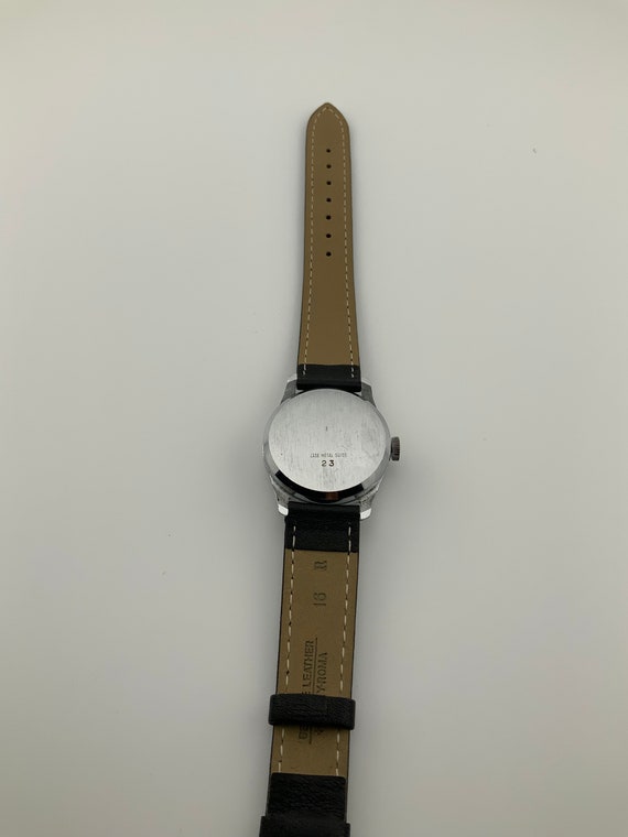 Vintage Mickey Mouse Manual Wind Wristwatch - image 9