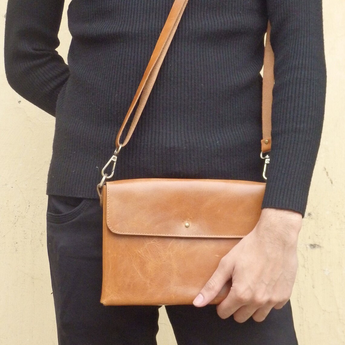 Leather Shoulder Bag A crossbody passport bag and leather Etsy