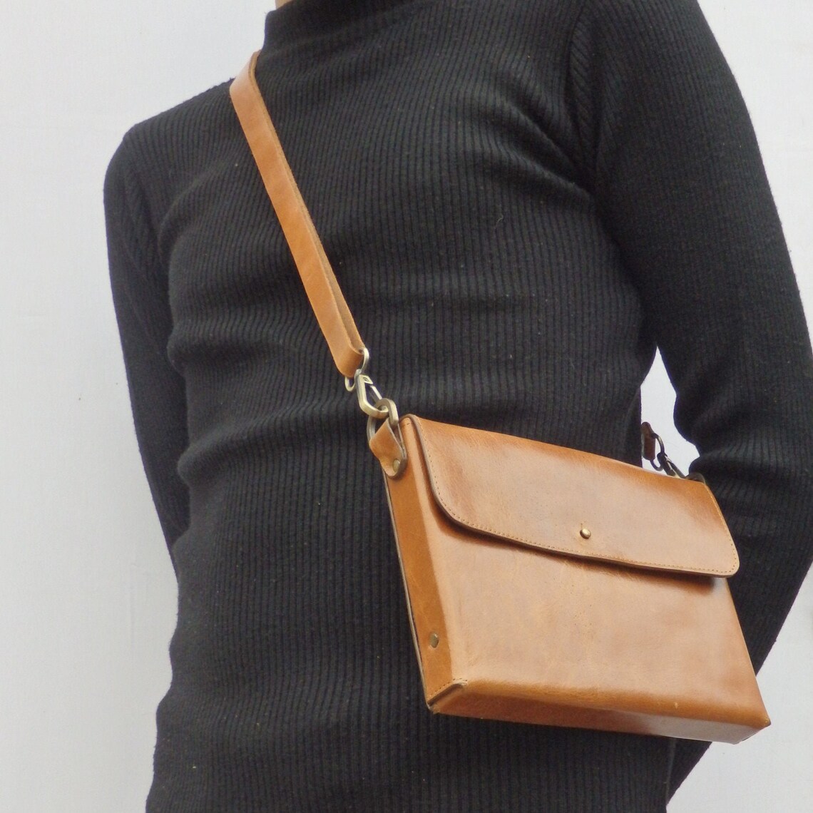 Leather Shoulder Bag A crossbody passport bag and leather Etsy