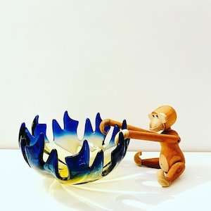 Flavio Poli for Seguso elegant centerpiece in Murano glass submerged 60s Murano Art Glass Venice Made in Italy