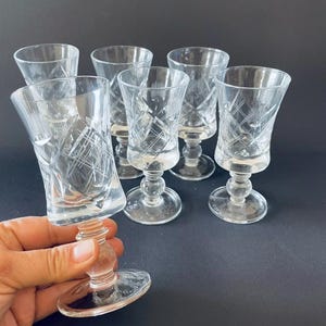 set of 6 1970s crystal glasses in the Saint Louis Baccarat style