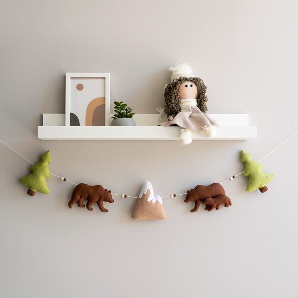 Felt garland, woodland nursery decor, felt animals