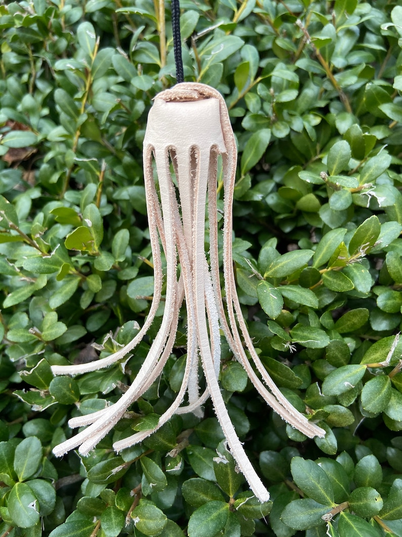Cat Toy with 11 Tantalizing Tentacles Dye Free Leather Meowsers! image 1