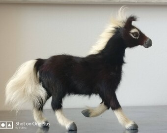 Your Place To Buy And Sell All Things Handmade Horse Figurine Horses Porcelain Black