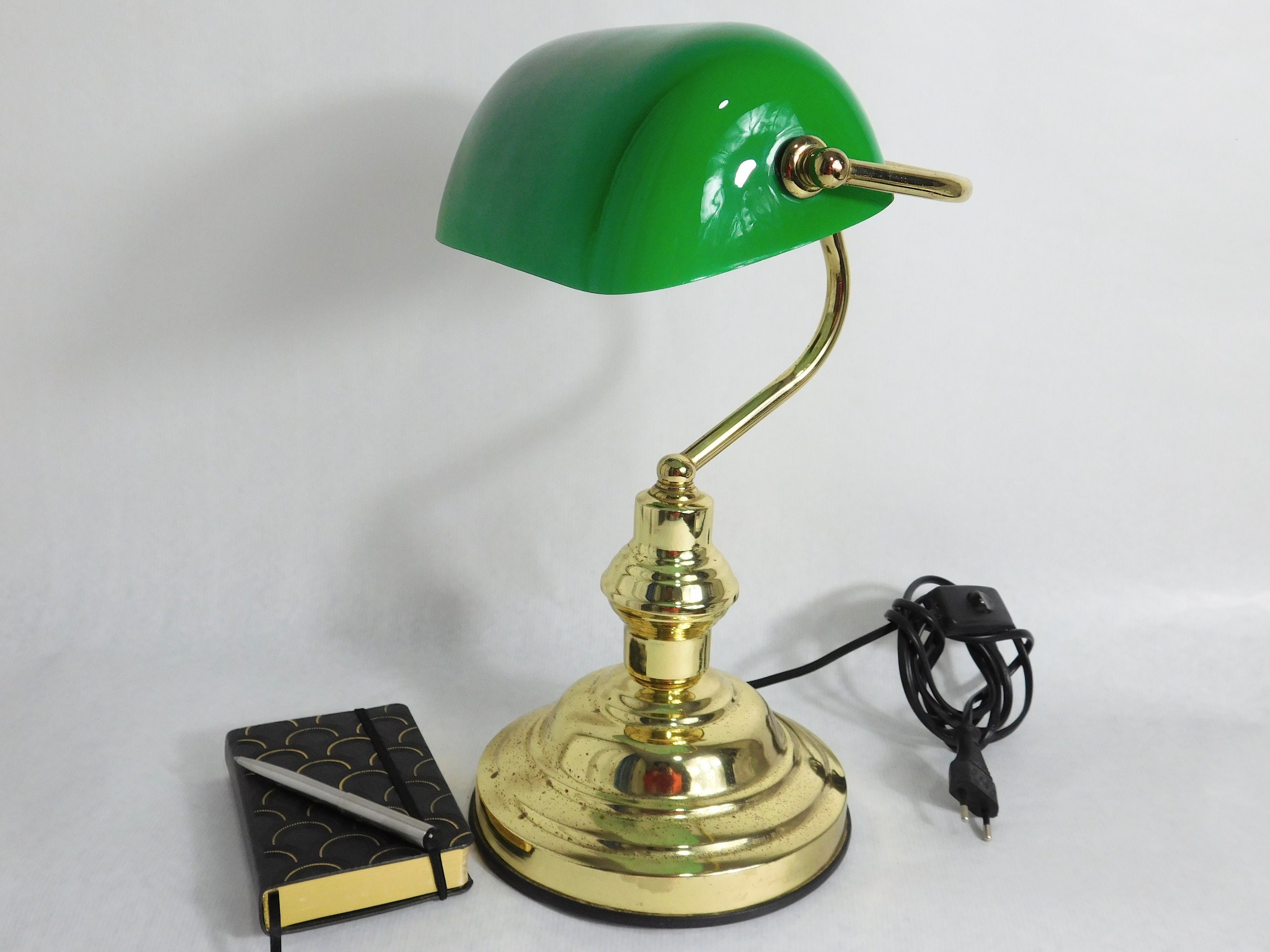 Vintage Kelly Green Library Lamp Desk Lamp Scoop Shade Gold NICE