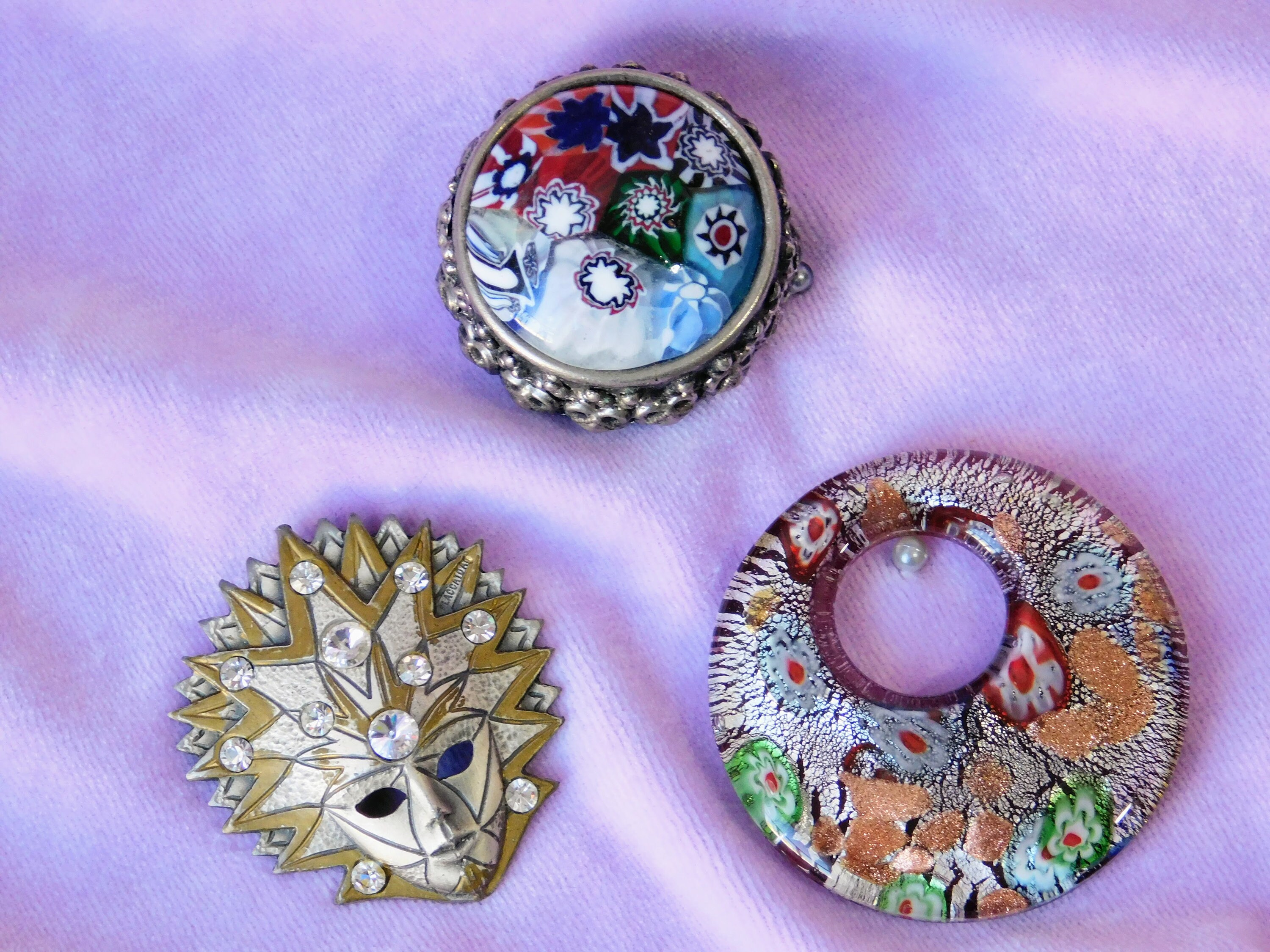 Broche Ancienne En Verre De Murano - Cadre Doré - Occasion En Bon état Général