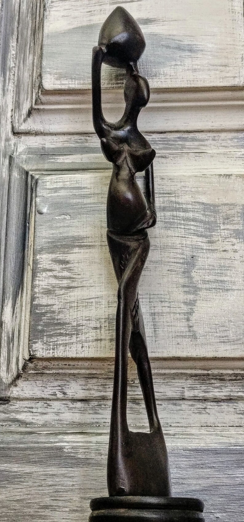 Vintage afrikanische Frau Figur. Stammes-Kunst. Holzfigur ...
