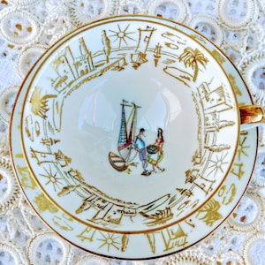 Vintage charming German GAREIS KUHNL and Co GKC Bavaria porcelain. Porcelain tea set with gold motifs art deco style. Tea cups & sets