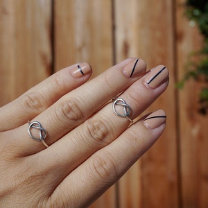 sterling silver adjustable knot ring/knot midi ring/love knot ring/tie the knot ring/silver adjustable ring/bridesmaid ring/stacking rings