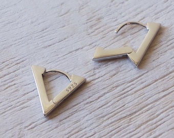 Sterling Silver Triangle Huggie Hoop Earrings/Geometric hoop earrings