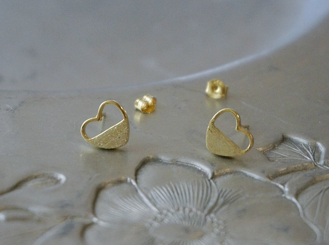Ladies Silver Heart Stud Earrings