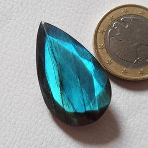 Beautiful Blue Faceted Labradorite Cabochon Gemstone, Handmade Labradorite 30X18X7 mm Artisan Jewelry Labradorite Gemstone 26 Crt