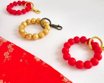 Bracelet Key Ring with red or gold silicone beads with gunmetal or gold metal clip for mom, bridesmaids gifts, Mother's day, wristlet, gifts