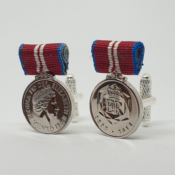 Historical luxury cufflinks, military, remembrance, Queen Elizabeth II Diamond Jubilee miniature medals