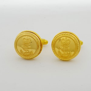 Historical luxury cufflinks military remembrance, Current Queen Elizabeth II, Royal Navy Officer buttons