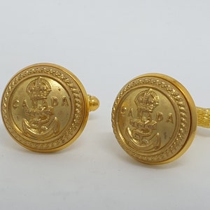 Historical Second World War Royal Canadian Navy Officers&#39; button cufflinks, WWII military remembrance