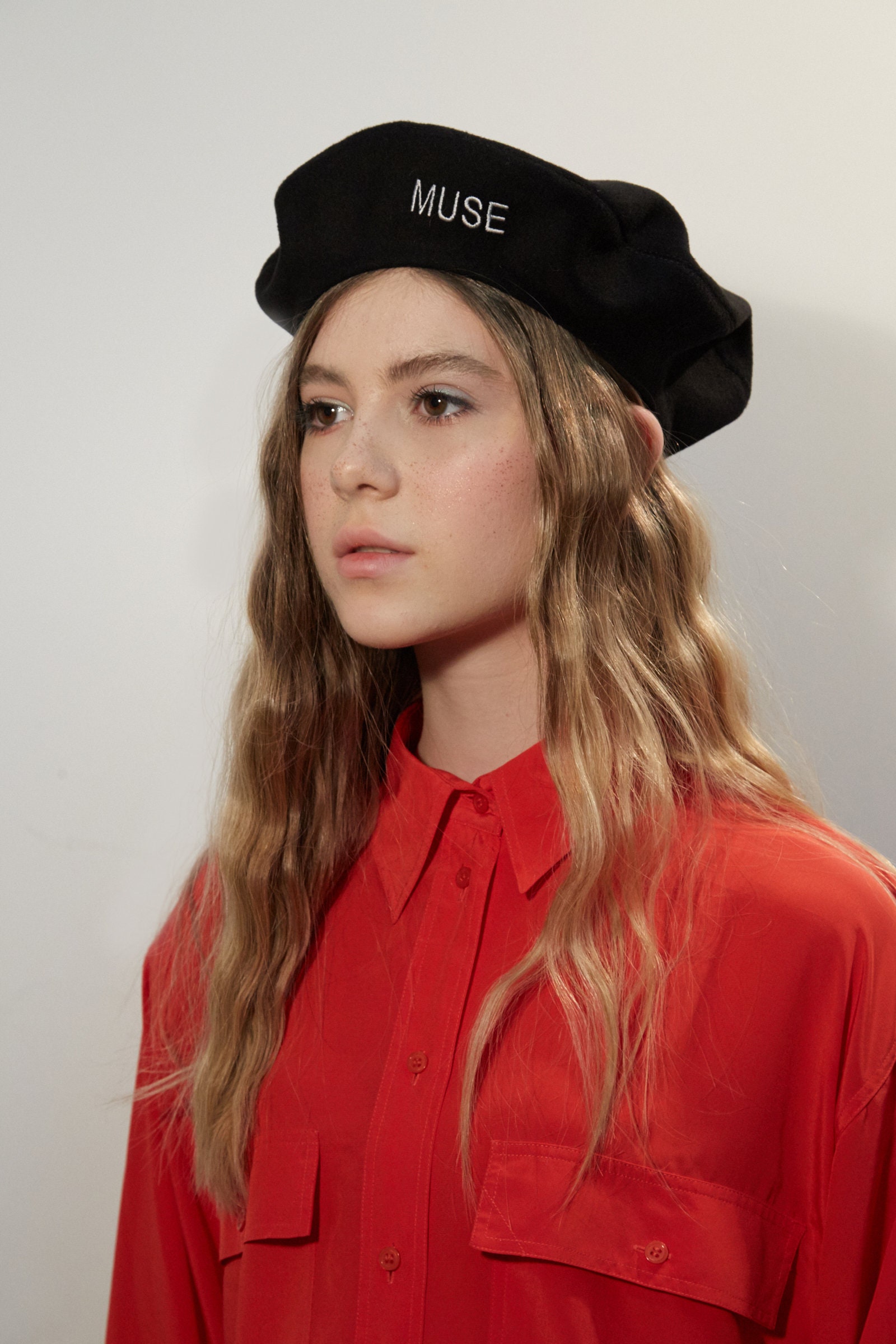 Black custom cashmere beret french hat women felted wool | Etsy