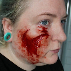 Large Blunt Force Trauma Wound Prosthetic // Encapsulated Silicone Appliance // SFX MAKEUP // Injury Horror Casualty // Halloween // Cosplay