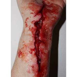 Large Ragged Deep Cut Wound // Encapsulated Silicone Prosthetic // Laceration Wound Injury // SFX MAE+KEUP // Halloween Cosplay Gore Horror