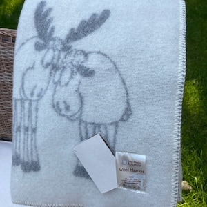 Double sided pure sheep wool blanket with moose pattern_natural lamb wool throw_bedspread_sofa wool throw handmade eco wool throw